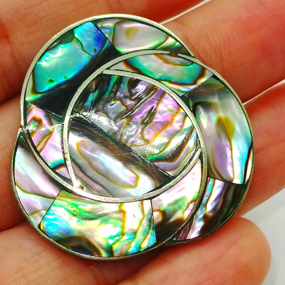 SOLD         Vintage Alpaca Mexico Silver and Abalone Shell Brooch - Picture 3 of 8